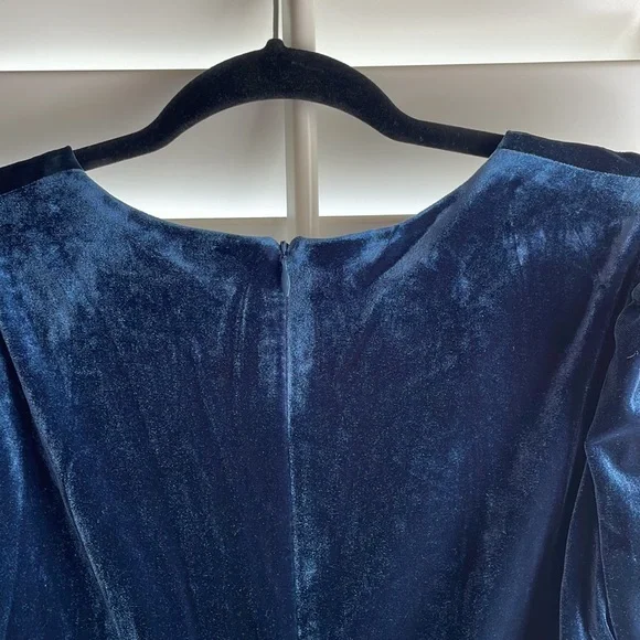 BRAND NEW Eliza J Velvet Romper - Picture 9 of 10